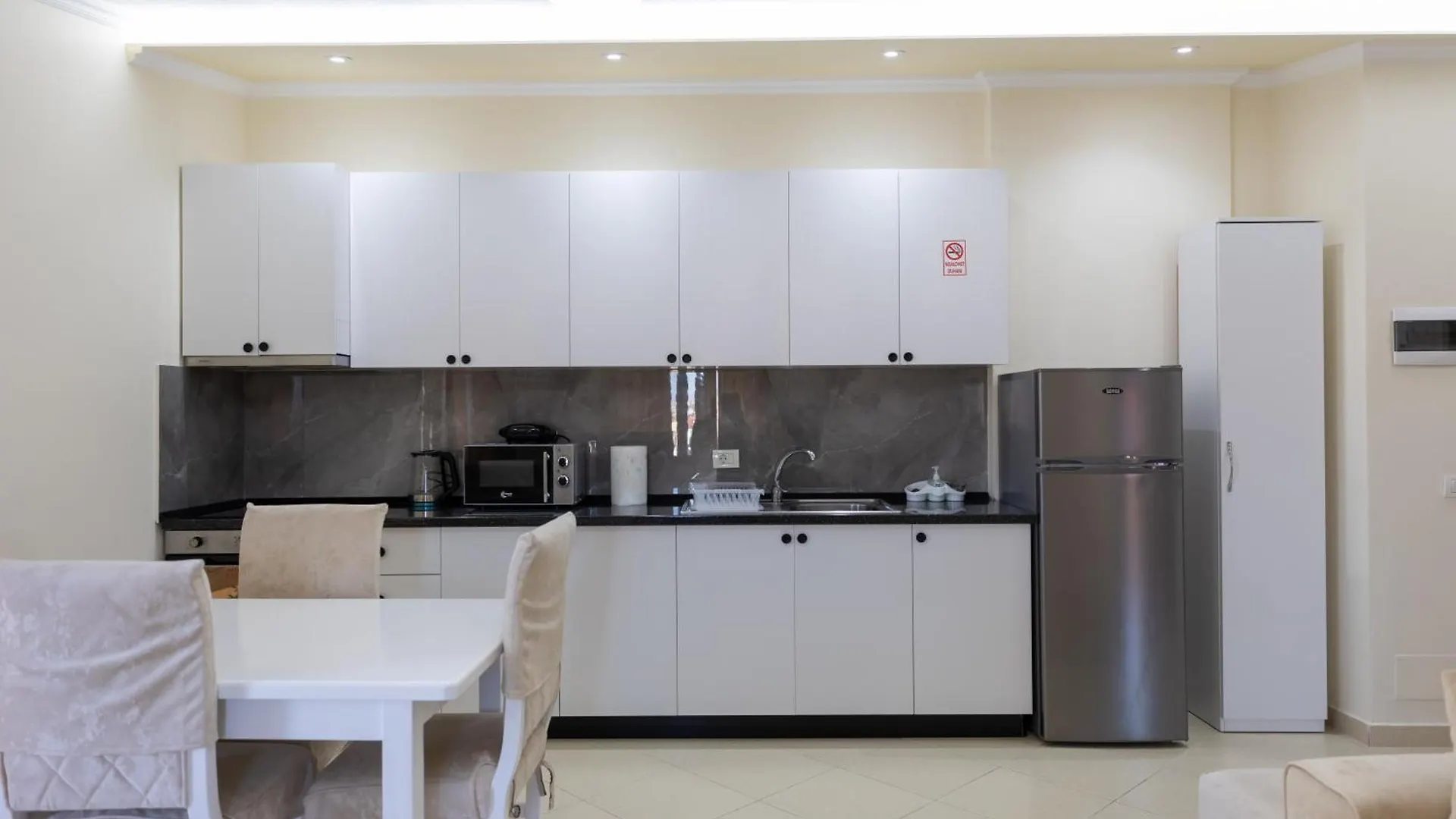 Vila Emi Apartment'S Durrës