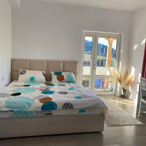  Séjour chez l'habitant Bright & Cozy With Balcony